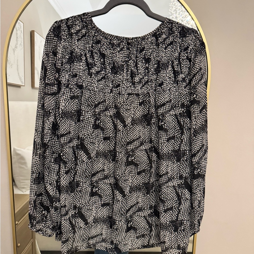 Mystic Black & White Printed Long-Sleeve Blouse